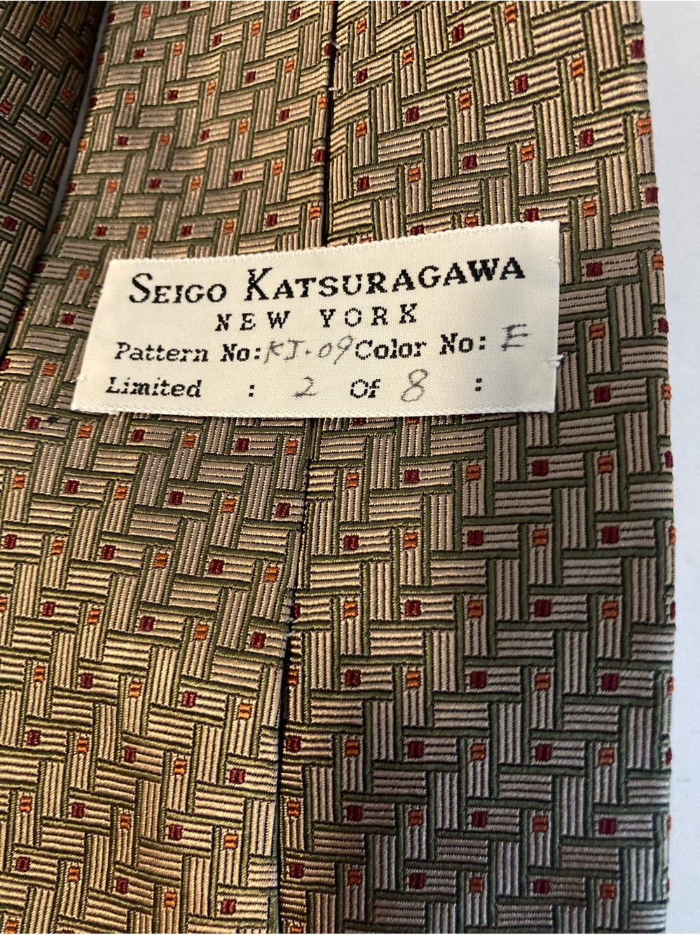 Seigo Katsuraga N.Y. Limited Edition 100% Silk Tie - Picture 2 of 5
